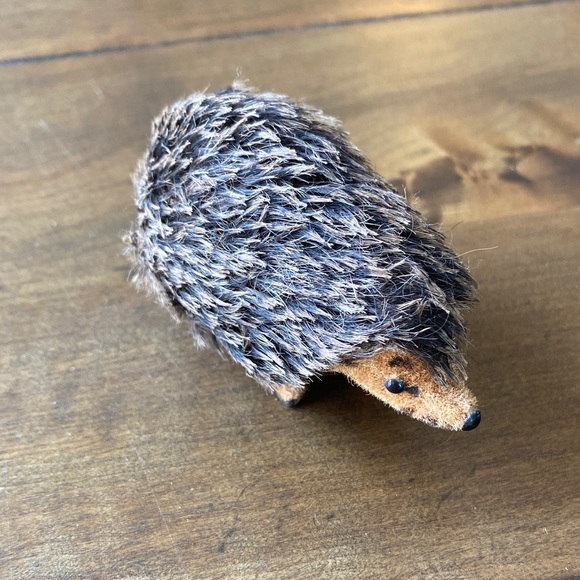 Kunstlerschutz West Germany hedgehog - Picture 1 of 5
